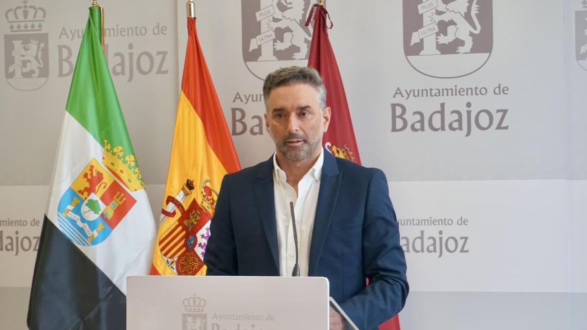 Un juzgado obliga al Ayuntamiento de Badajoz, del PP, a aclarar el destino del dinero de los grupos municipales