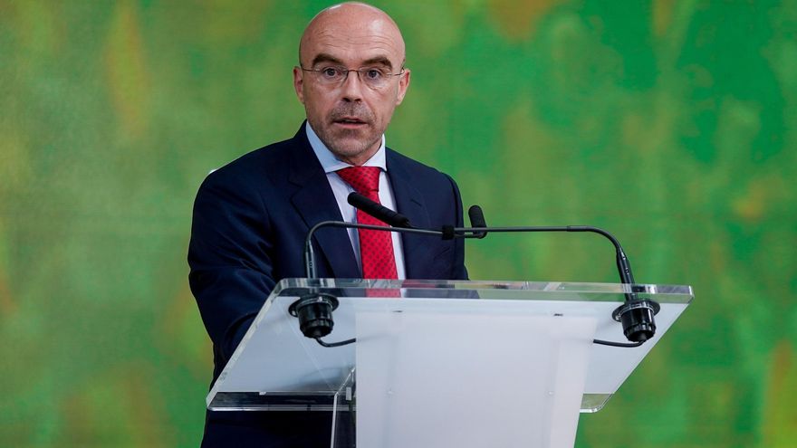 Archivo - El portavoz del Comité de Acción Política y eurodiputado, Jorge Buxadé.