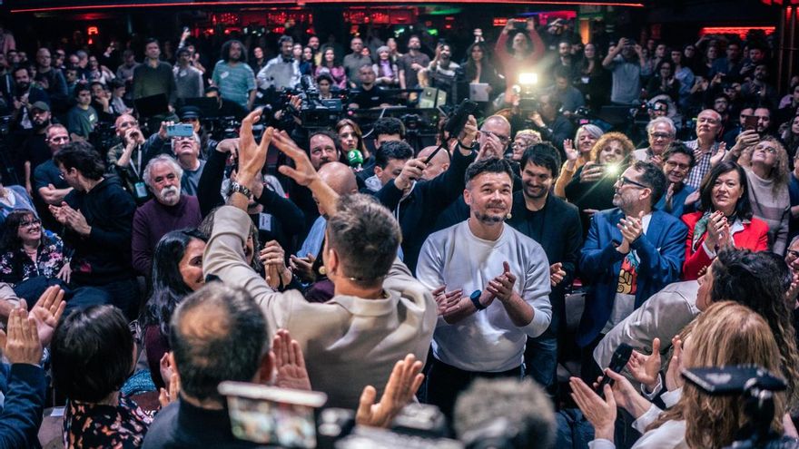Gabriel Rufián, durante un diálogo con Emilio Delgado, en la sala Galileo Galilei, a 18 de febrero de 2026
