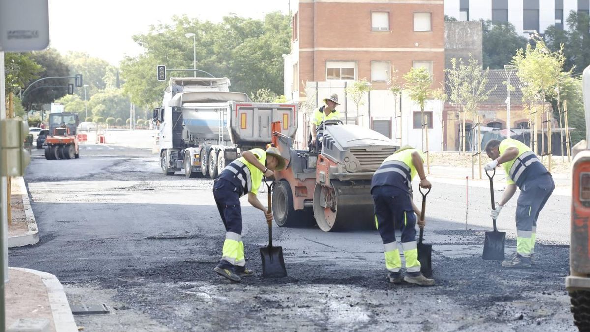 Arranca el asfaltado del último tramo de la avenida de Trassierra