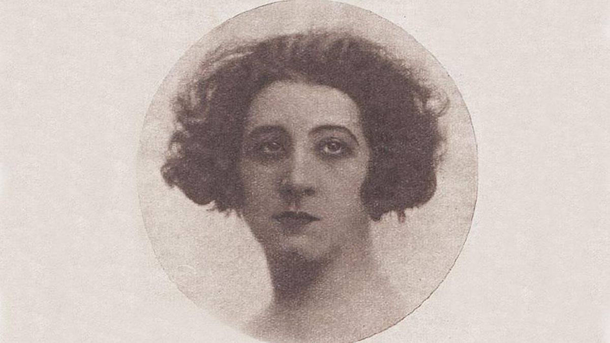 Pilar de Valderrama Alday. Crónica de Madrid, Año II, nº 51, 2 de noviembre de 1939. Pág 6 (CC) Hemeroteca Digital. Biblioteca Nacional de España