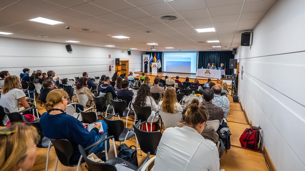 Clausura de  la conferencia internacional  Erupción del Tajogaite  celebrada en el Museo Arqueológico Benahoarita, en Los Llanos de Aridane.
