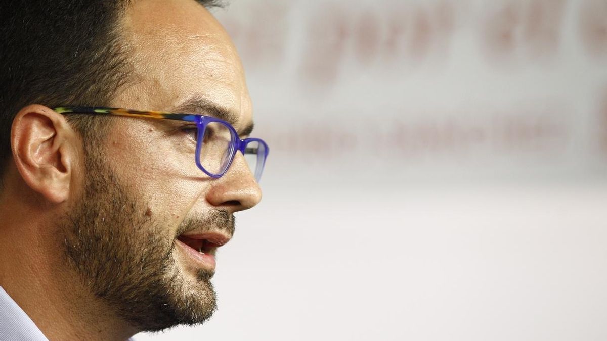 El PSOE, dispuesto a hablar con el PP, pero le sugiere hacerlo con partidos con los que sume, estatales o nacionalistas