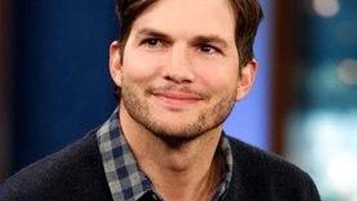 Ashton Kutcher, también fascinado por el último experimento social de 'El Hormiguero'