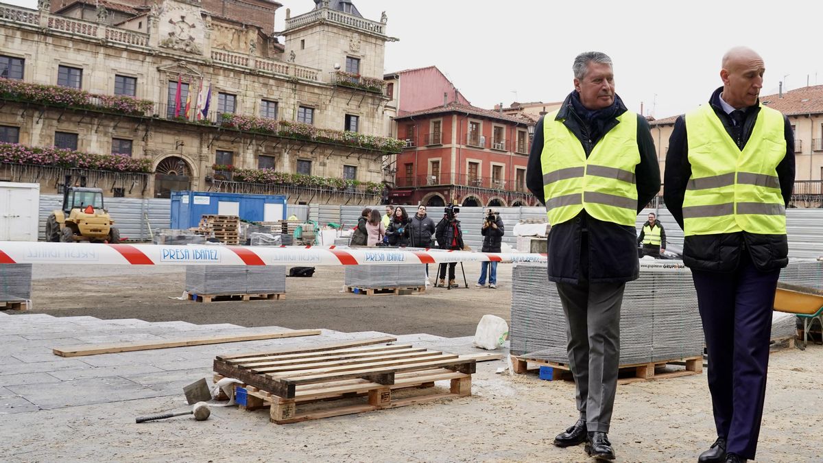 León reparte entre dos grupos de empresas casi 5 millones de euros al año para mantener 150 edificios municipales