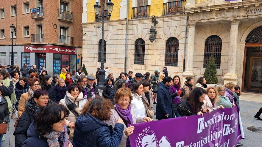 Pancarta de la Coordinadora de Organizaciones Feministas de Teruel