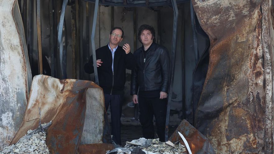 Milei visitó en Israel el Kibutz Nir Oz, población que sufrió el ataque de Hamas