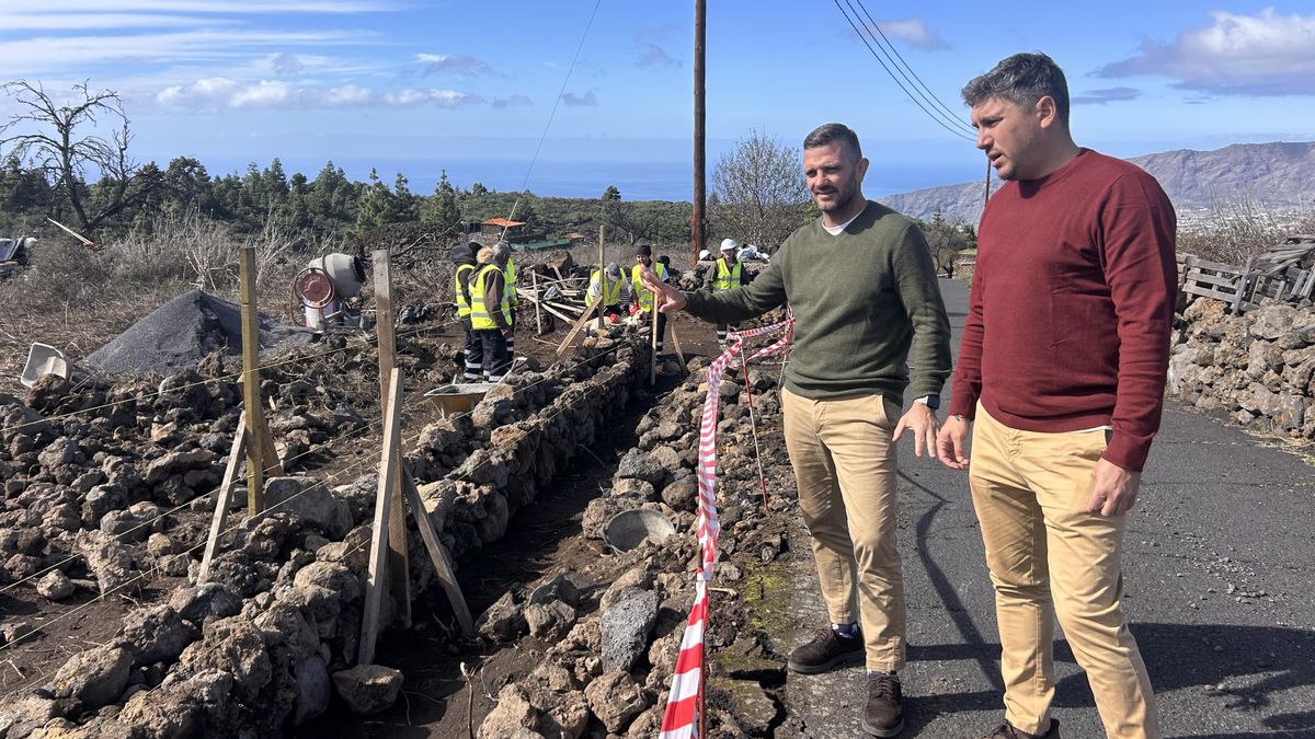 El Ayuntamiento de El Paso contrata a 10 personas para mejorar infraestructuras rurales en la Cuesta de La Juliana