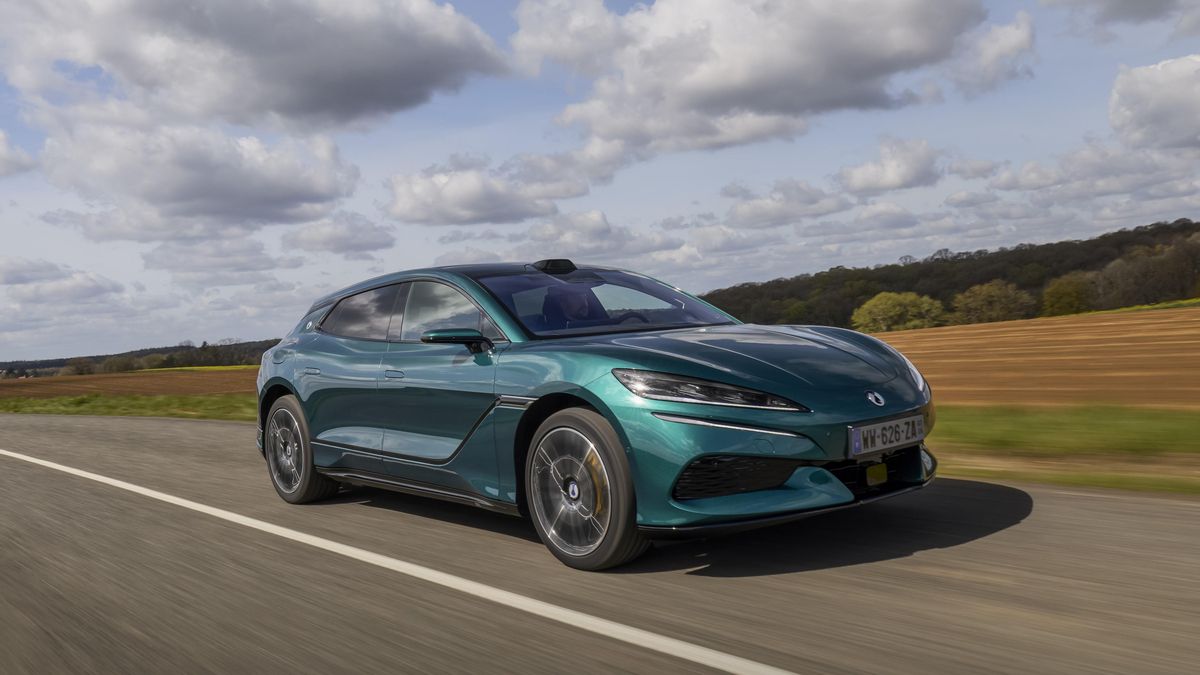 Los números de locura del Denza Z9GT