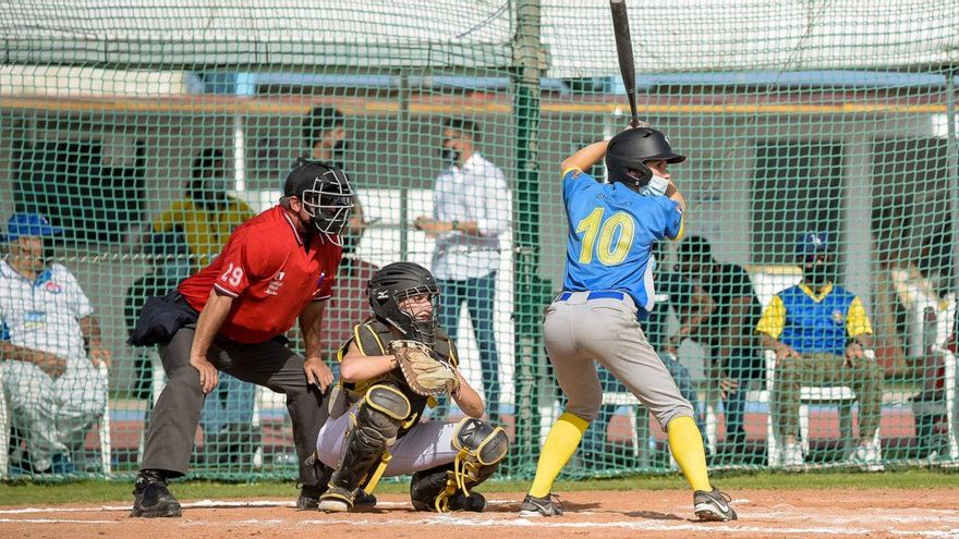 Debut del CBS Capitalinos en la División de Honor de Sóftbol