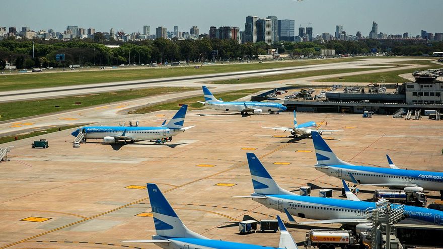 Amplían las operaciones en Aeroparque y se podrá volar con aviones con capacidad de más de 200 asientos