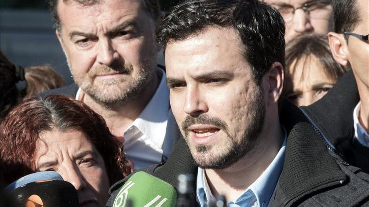 IU pide a la Junta Electoral que suspenda los debates a los que no va Garzón