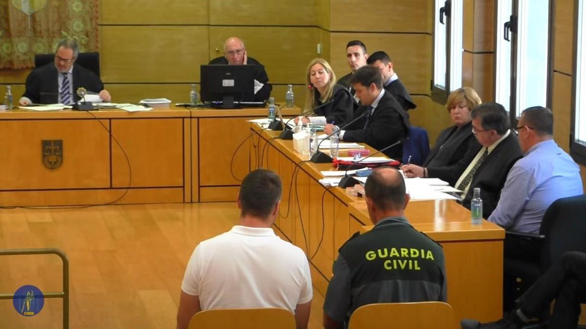 Juicio contra el acusado de asesinar a su mujer en Villarrubia.