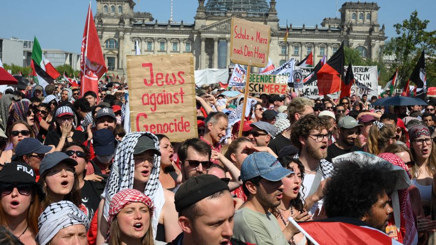 Trump sigue a Israel y ataca ilegalmente a Irán sin pasar por el Congreso ni por la ONU