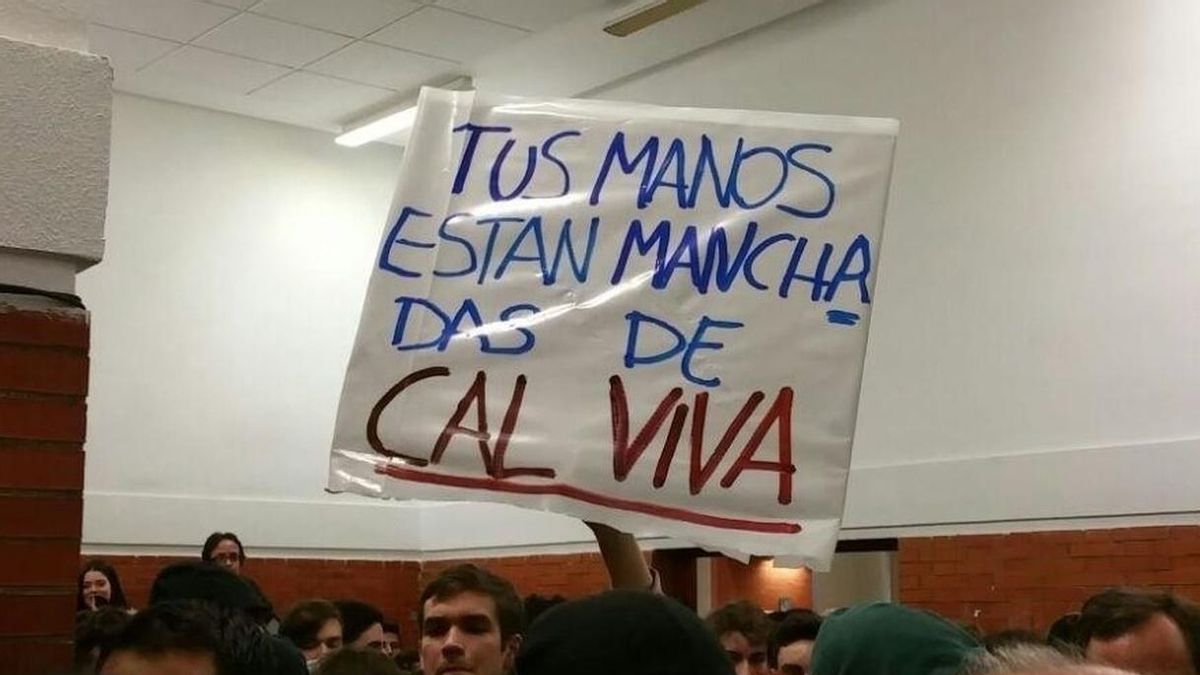 El PSOE acusa a Iglesias de "señalar" a Felipe González y dice que "los violentos" repiten sus "consignas"