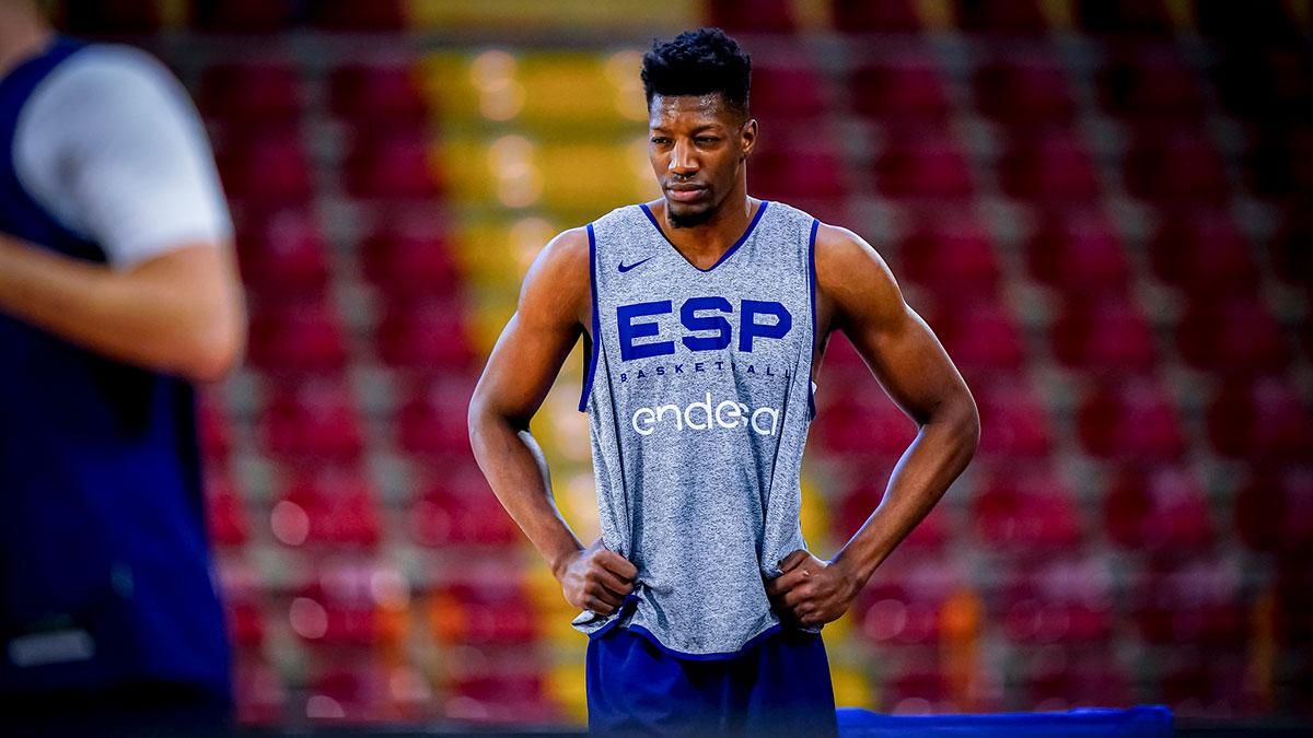 Entrenamiento de la selección española de baloncesto abierto a escolares cordobeses