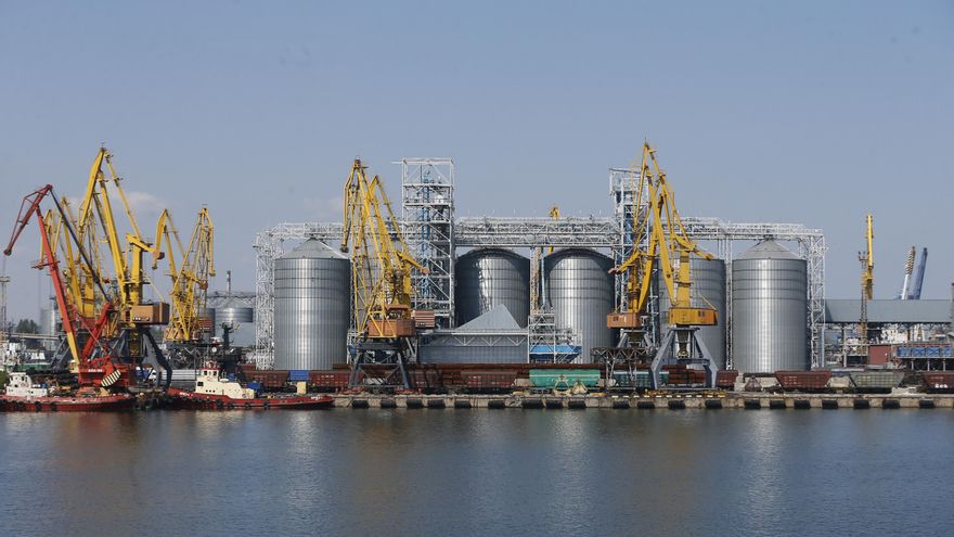 Imagen de la central nuclear de Zaporiyia. EFE/EPA/STR