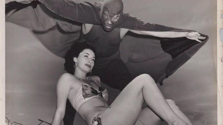 Salvajes, sexualizadas y pecadoras, una exposición enseña cómo han contado los hombres la historia de las mujeres latinas