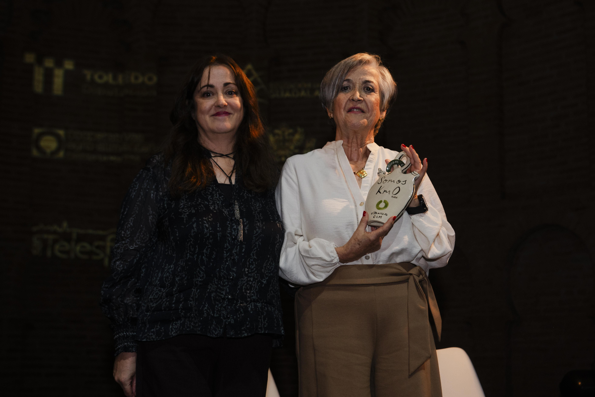 Carmen Bachiller con María Ángeles Gómez, viuda de Jesús Fuentes Lázaro