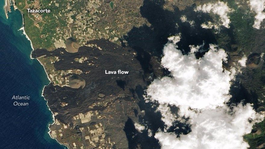 La NASA capta desde el espacio el cambio de la superficie de La Palma por el volcán