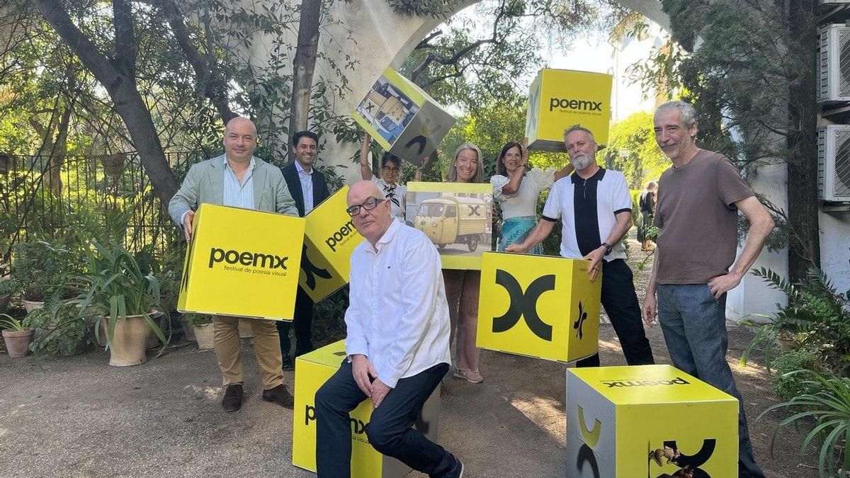 Presentación del festival de poesía visual Poemx 2025.