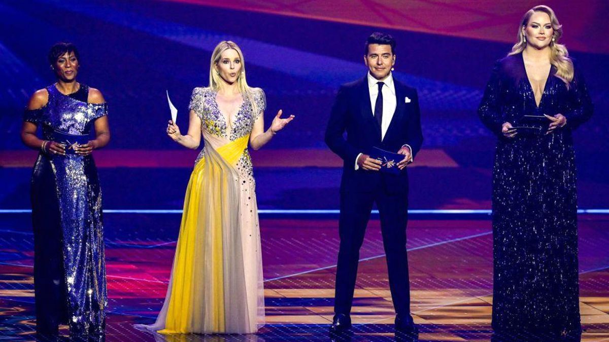 Edsilia Rombley, Chantal Janzen, Jan Smit y Nikkie de Jager en Eurovisión 2021