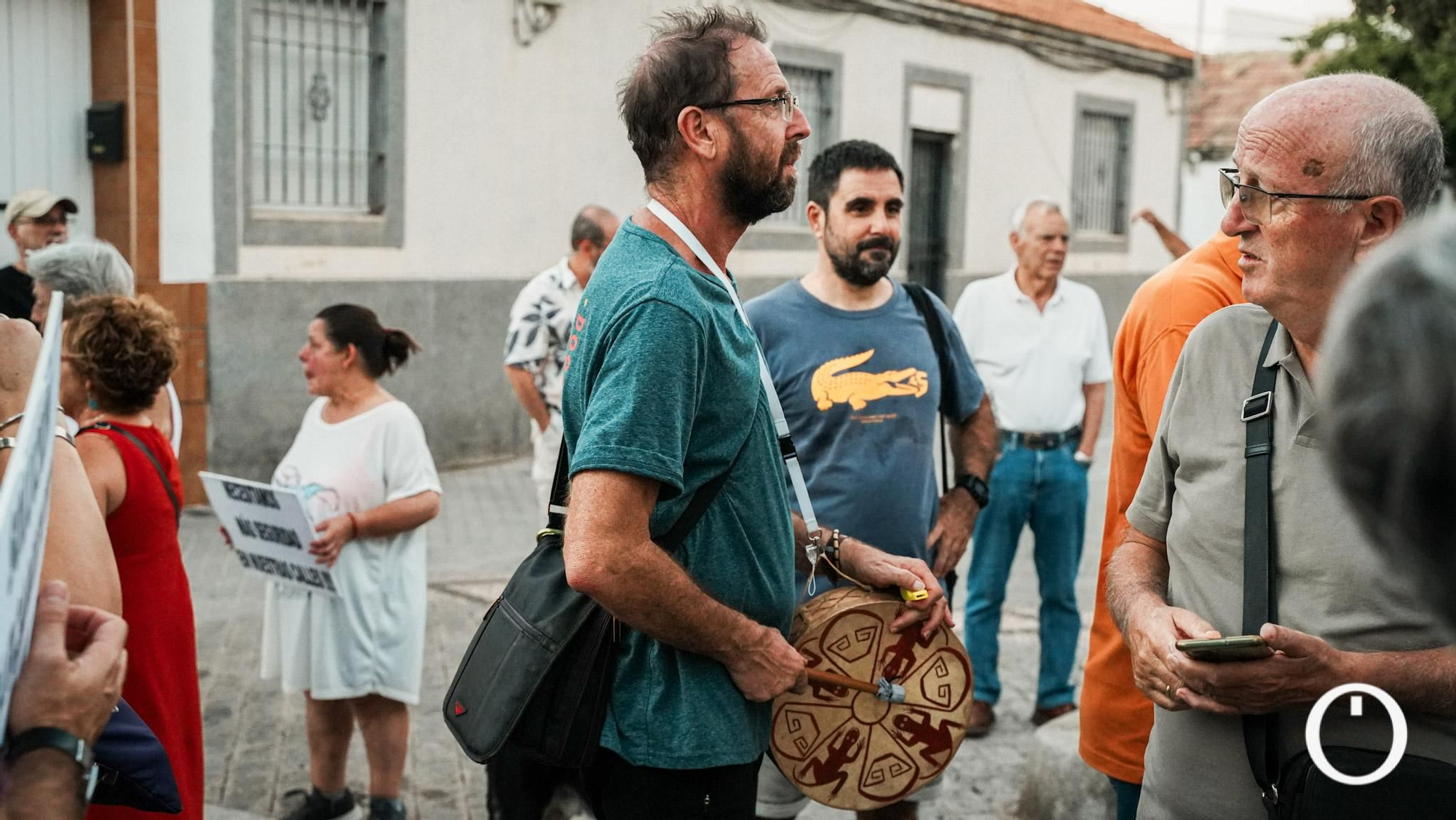 Manifestación de protesta de la AAVV Puente Romano y Guadalquivir Campo de la Verdad en defensa del barrio