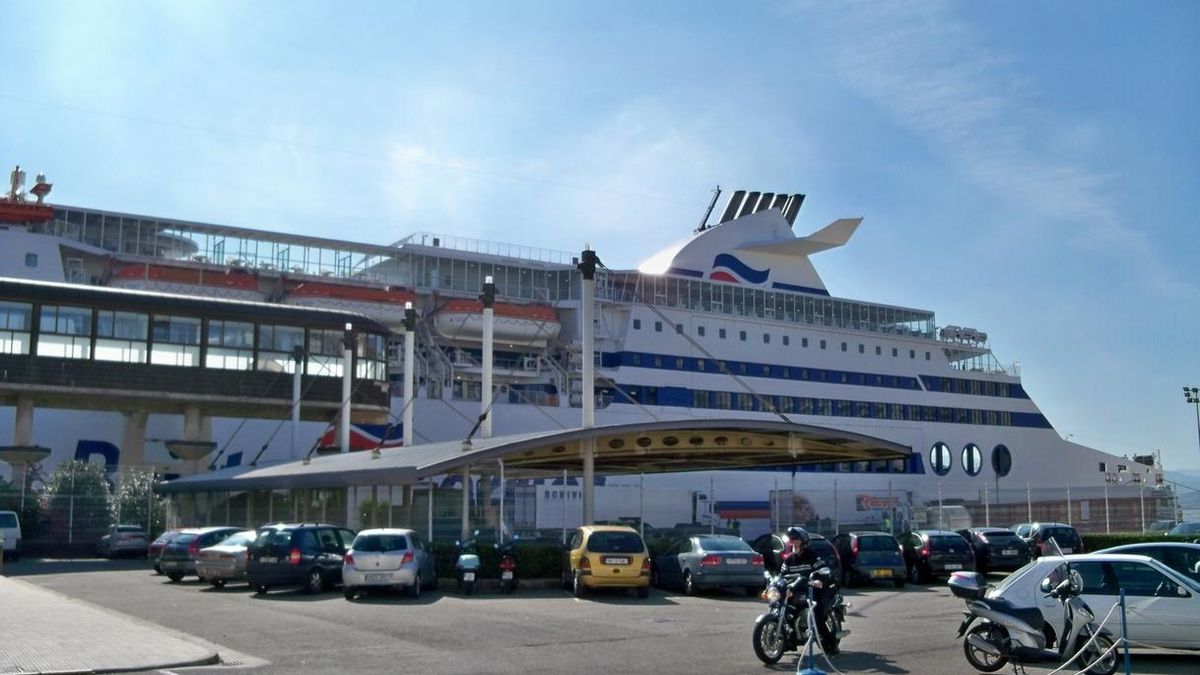 Fiscalía pide más de 50 años de cárcel para el grupo que ayudaba a inmigrantes albaneses a colarse en el ferry