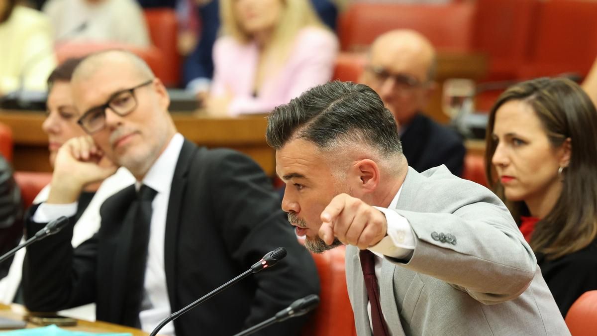 El diputado de ERC, Gabriel Rufián en la Diputación Permanente del Congreso de los Diputados.