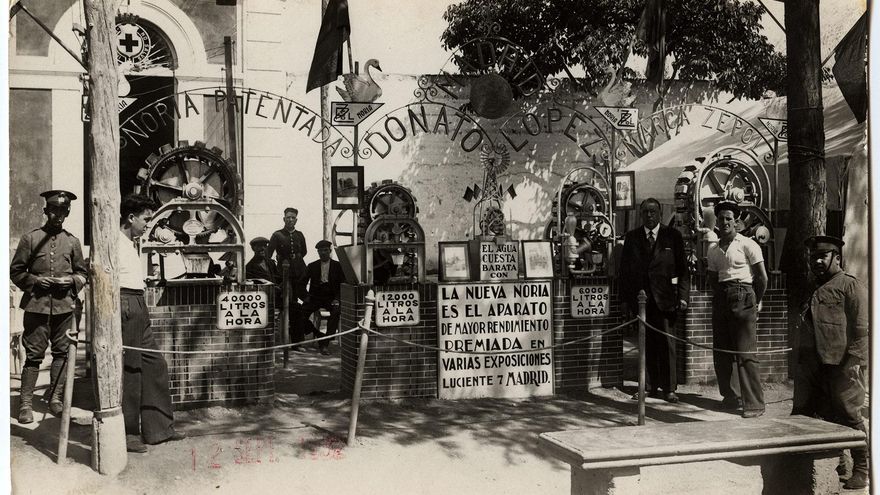 Exhibición de norias para riego en el Recinto Ferial de Albacete, aprox. 1932 (Fondo Luis Escobar , AHP Toledo)