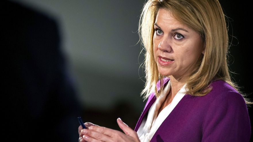 Cospedal advierte de que "las aspiraciones soberanistas no están dentro de la Constitución"