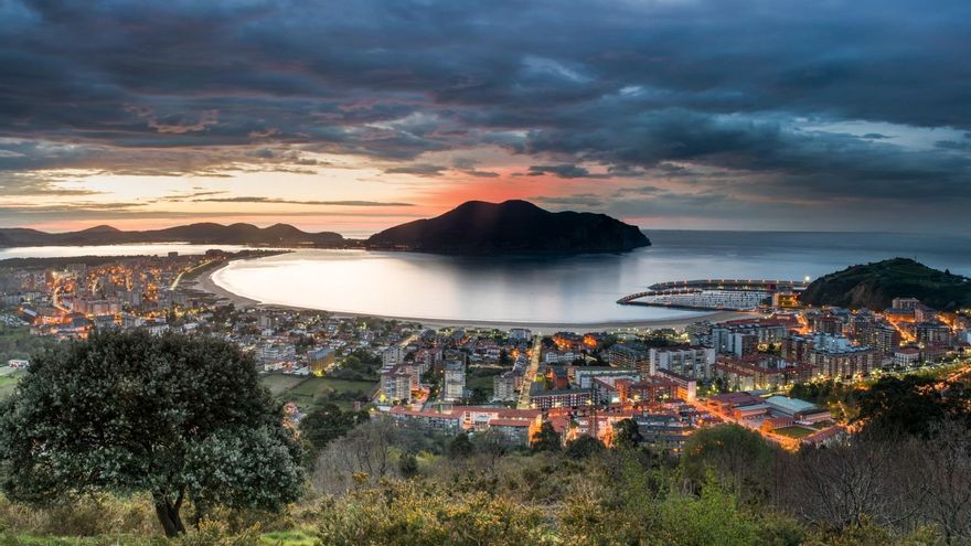 Archivo - Comprar una vivienda en costa de Cantabria es un 0,8% más caro que hace un año, según idealista