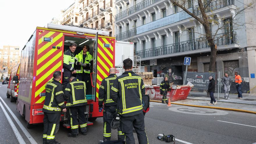Desalojadas 30 viviendas de Villaverde (Madrid) por un incendio sin heridos de un bar