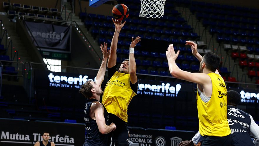 El Lenovo Tenerife, a refrendar su histórica temporada frente al Casademont Zaragoza