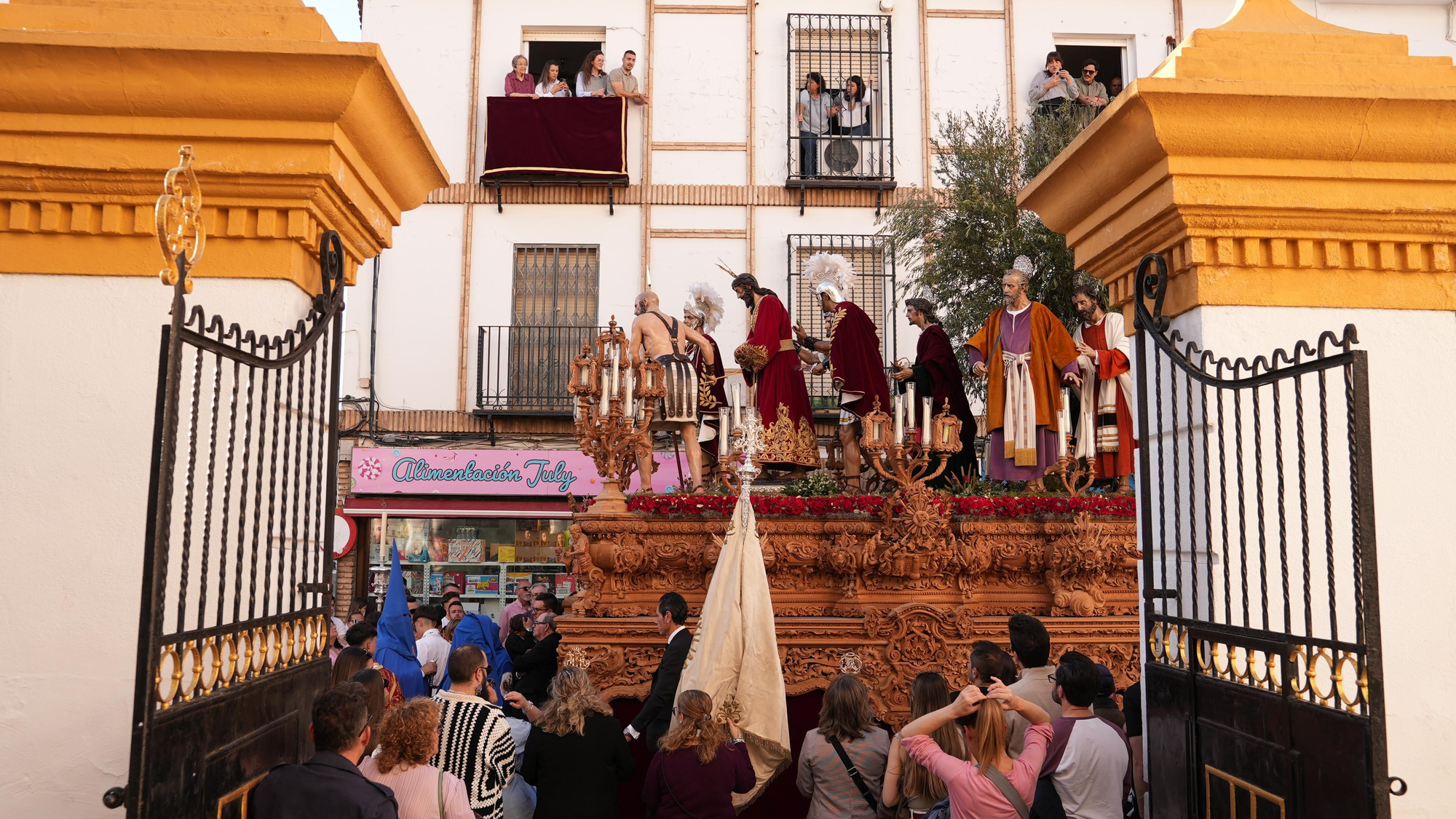La procesión de El Prendimiento, en imágenes