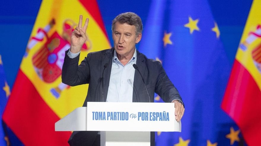 El PP se enreda con los pactos con Vox mientras Abascal agita su xenofobia y pide expulsar a millones de migrantes