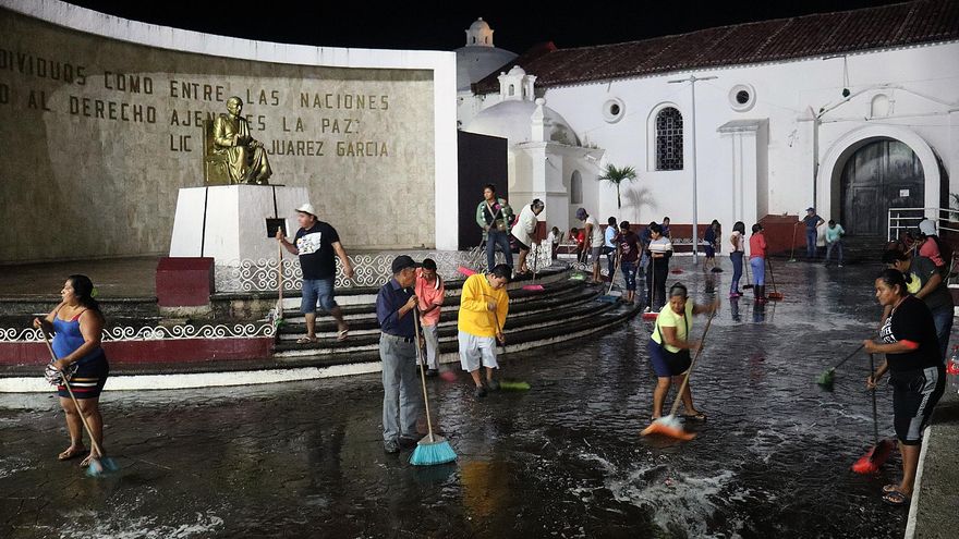 Guardia Nacional de México impide a haitianos comerciar en la frontera sur