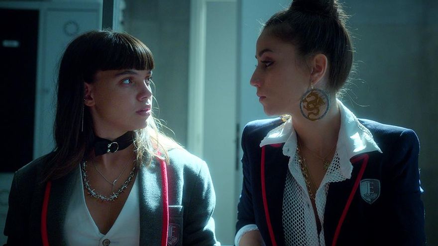 Claudia Salas y Martina Cariddi encarnan la primera relación lésbica de 'Élite': "Fue un 'ya era hora' generalizado"