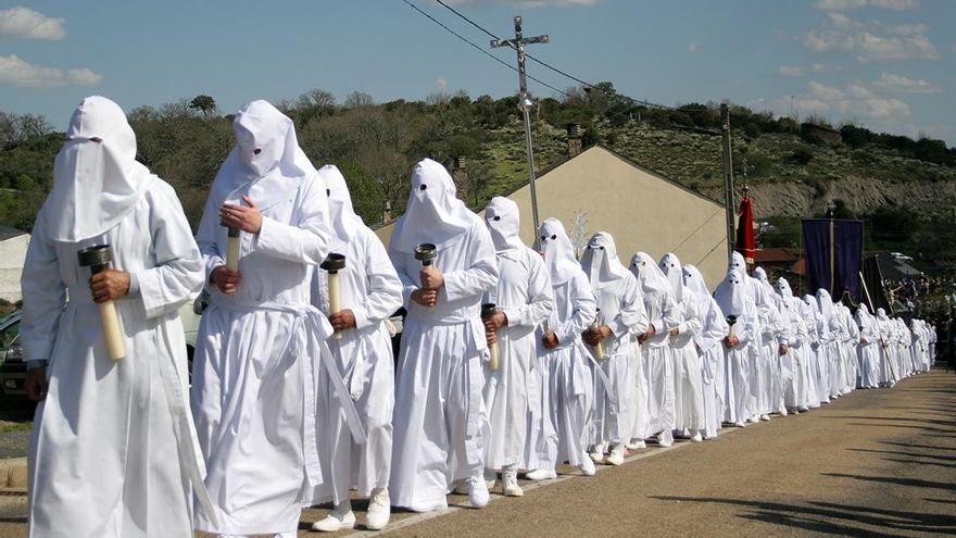 Un siglo de fascinación americana por la Semana Santa española