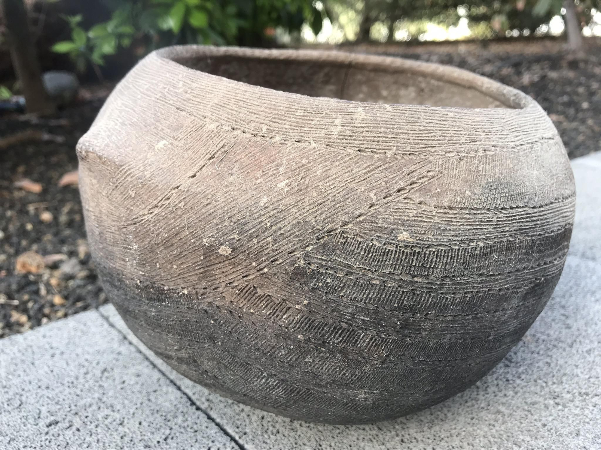 Vasilla donada al Museo Arqueológico Benahoarita procedente del Barranco del Agua (Santa Lucía, Puntallana).