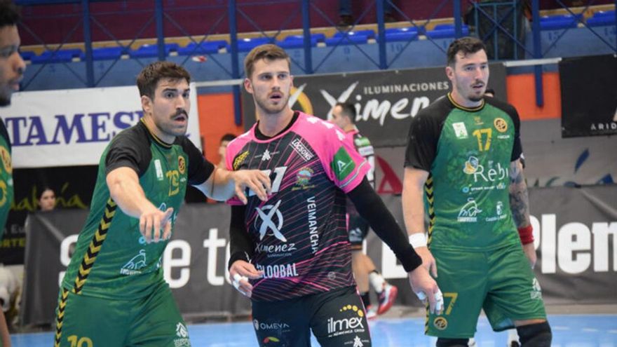 El Ángel Ximénez anuncia la renovación de Tiago Sousa