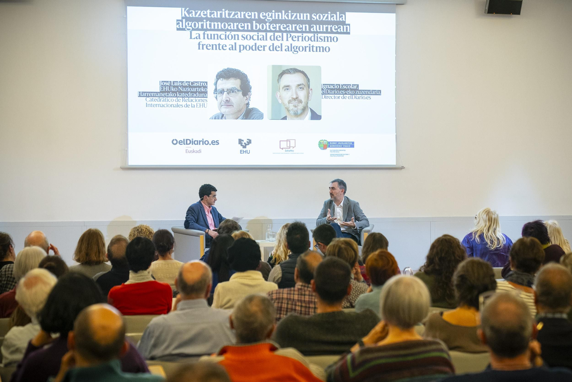 El evento de elDiario.es/Euskadi con Ignacio Escolar y José Luis de Castro, en imágenes