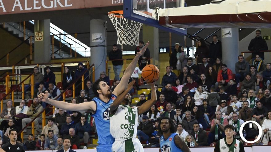 Las imágenes del Coto Córdoba CB - La Salud Archena