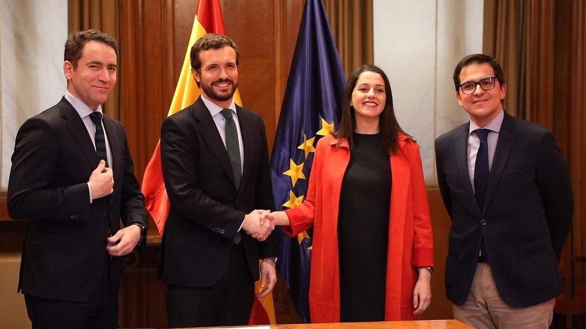 Arrimadas dice que PP y Cs quieren ir en coalición a las elecciones vascas pero está pendiente el "escollo" de Galicia