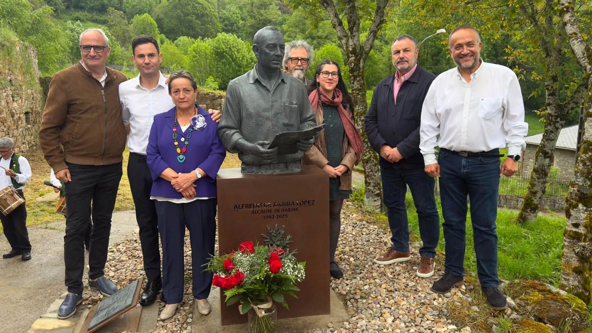 El PSOE de León rinde homenaje al alcalde de Barjas Alfredo de Arriba, fallecido hace un año