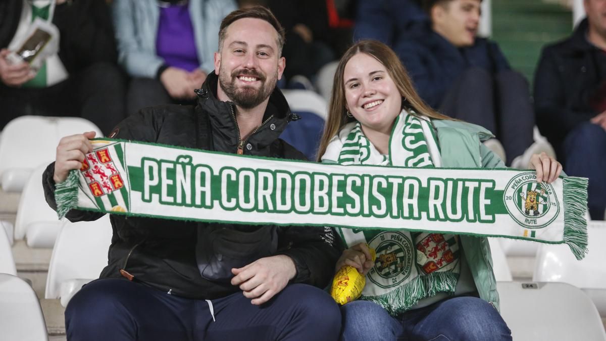 Grada Blanquiverde del Córdoba CF - Burgos CF