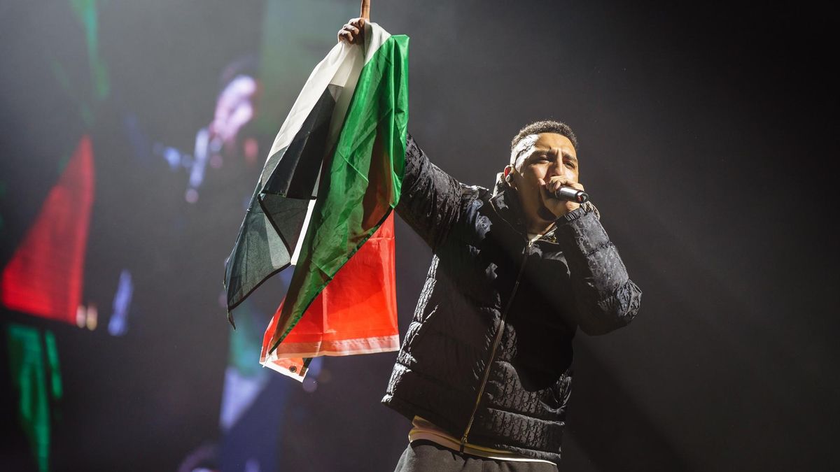 Rosalía pone la guinda a una noche llena de música, emociones y solidaridad con Palestina en el palau Sant Jordi