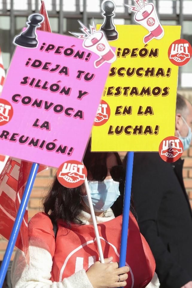 Campillo / ICAL. La Junta de Personal Docente de León convoca una concentración de delegados por la inacción y la falta de transparencia de la Consejería de Educación y de la Dirección Provincial a lo largo de todo el trimestre escolar