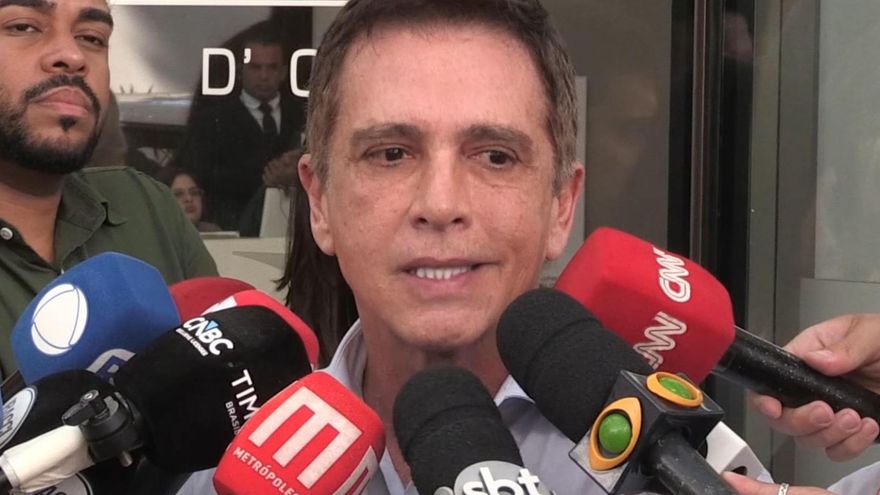 Los médicos prevén el alta médica de Bolsonaro para el jueves tras cuatro operaciones