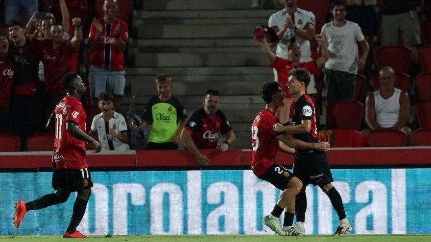 Pablo Torre celebra el gol del Mallorca